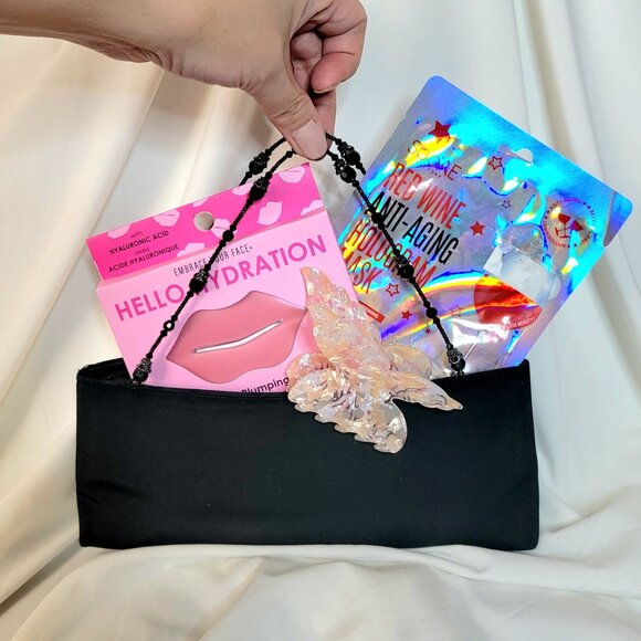 Mini Black Bag Stuffed with Beauty Essentials – NEW - Picture 1 of 3
